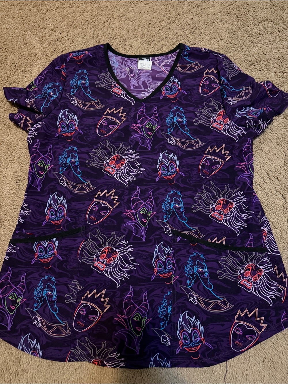 Disney villains size medium scrub top
